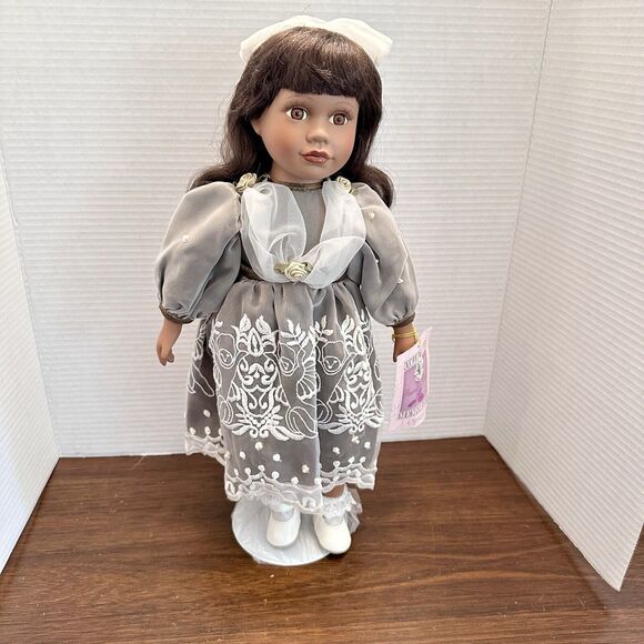 Collectible Memories Genuine Porcelain Doll Oprah African American 17" Girl Lace - Picture 1 of 7
